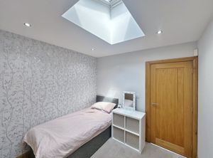 Photo 24- click for photo gallery